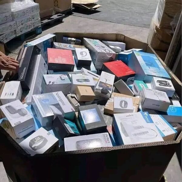 Accessories, Headphones, Smartwatches, Chargers